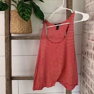 Red cropped tank